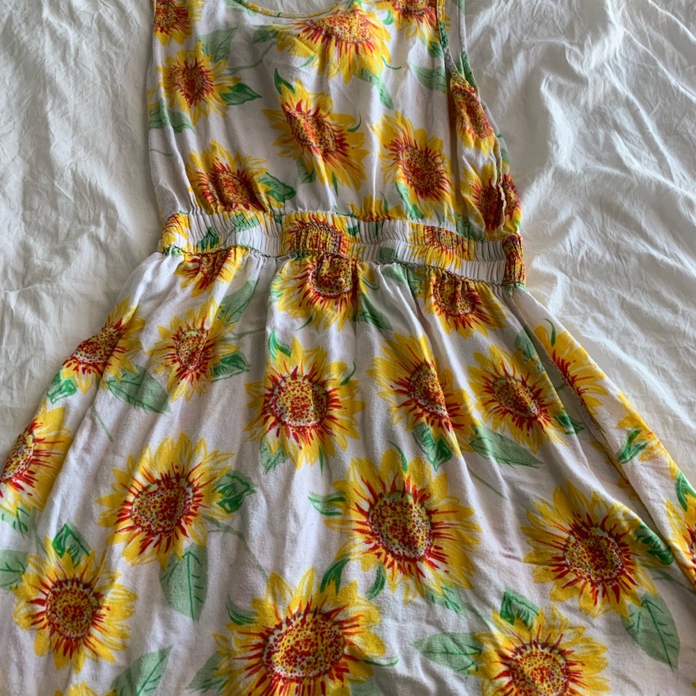 Tie-back sunflower dress